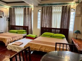 Hotel Photo: MARIKINA 32 sqm Studio for Transients w WiFi 40 inch TV Parking