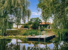 Hotel Photo: Cozy Home In Rokovci With House A Panoramic View