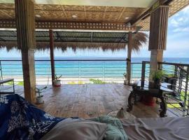 Фотография гостиницы: Sea View Cottage 10 mins to Oslob Whale Watching