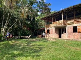 Villa Medici Macarena, finca eco-turistica, ξενοδοχείο σε Los Micos