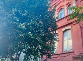 Hotel Photo: Red House Fatih