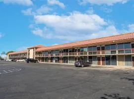 Motel 6 Victorville Green Tree Bvld