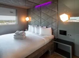 홀리에 위치한 호텔 Bloc Hotel London Gatwick Airport