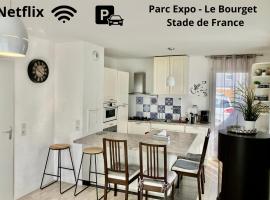 Hotel Photo: VIP Lounge Villa - Parc expo - Le Bourget - Stade France