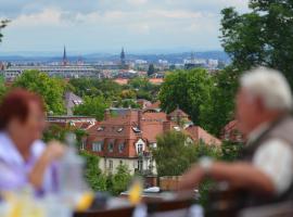 Фотография гостиницы: Bergwirtschaft Wilder Mann Hotel und Restaurant