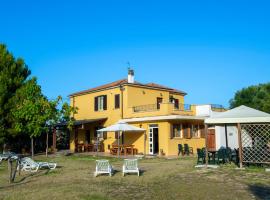 호텔 사진: Amazing Home In Roseto Degli Abruzzi With Kitchen