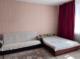 Hotel fotoğraf: Астана, Квартира 6 спальных мест, Майлина, 23, 4 этаж