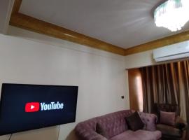 Hotel Photo: شقة مفروشة هاي لوكس ع فيو شارع الحجاز ٤ غرف و ٢ تويلت