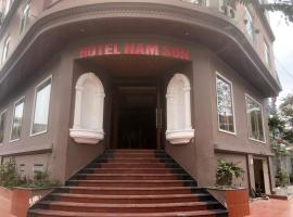 Foto di Hotel: Hotel Nam Sơn