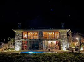 Hotel foto: Modern Stone Villas with Swimming Pool