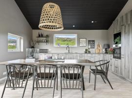 LL Properties - Serene Cabin - Golden Circle, hotel in Selfoss