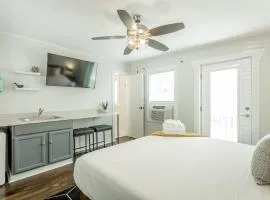 07 The Gio Room - A PMI Scenic City Vacation Rental