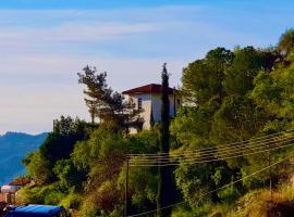 Ξενοδοχείο φωτογραφία: Traditional House with Mountain View - Dierona Village