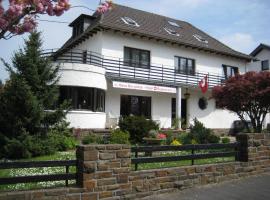 A picture of the hotel: Hotel Haus Bergblick