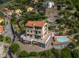 Фотографія готелю: Belvedere, House With Pool- Recco, Liguria