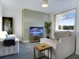 Hotel Photo: Sweet Home with Backyard in Howden-le-Wear for 3