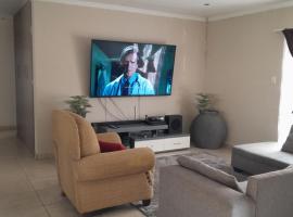 Secunda BackPackers, hotel in Secunda