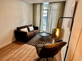 A picture of the hotel: Charming 1 bedroom serviced apartment 57m2