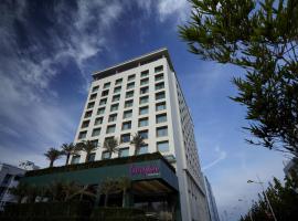 Turyaa Chennai - OMR IT Expressway, hotel in Chennai