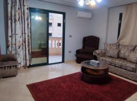 Fotos de Hotel: Spacious apartment with Nile view