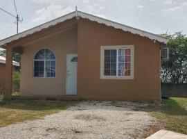 Hotel Photo: Beautiful 1-Bed House in Old Harbour gated