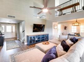 Hotel Photo: Charming Sun Lakes Home with Patio and Community Perks