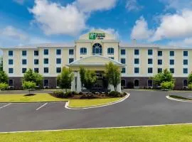 Holiday Inn Express & Suites Aiken, an IHG Hotel, хотел в Айкън