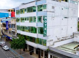 Hotel Zulema Inn,位于埃斯梅拉达斯的酒店