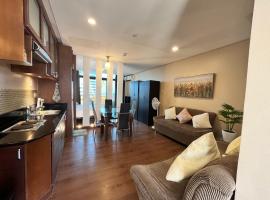 호텔 사진: Appleone Ayala Condo with Balcony