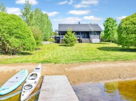 Foto di Hotel: Holiday Home Nuppulanranta 14 by Interhome