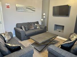 Hotel fotografie: Spacious 3 bed house in Wombwell