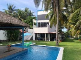 Hotel kuvat: OceanFront Casa Paradiso in Costa del Sol