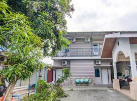 Hotel Photo: OYO 92861 Raya Guest House Syariah