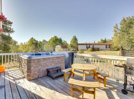 Hotel Foto: Fairplay Retreat with Private Hot Tub and Fireplace!