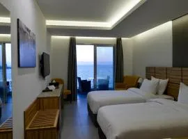 Zett hotel, hotel in Jounieh