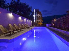 Hotel Atina, hotel em Budva