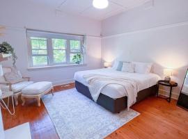 Hotel foto: • Parkside • Spacious central family retreat