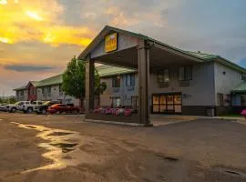 Yellowstone River Inn & Suites