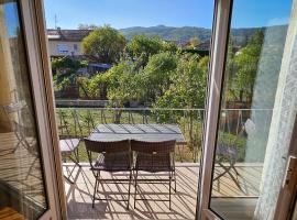 La Bourzede F3, hotel v destinaci Langeac