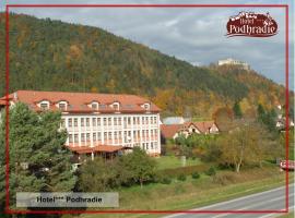 A picture of the hotel: Hotel Podhradie