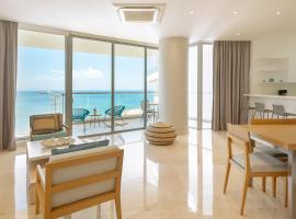 Grand Marina Suites Santa Marta, ξενοδοχείο στη Σάντα Μάρτα