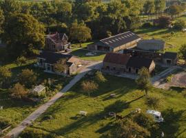 Photo de l’hôtel: Groepsaccommodatie op natuurboerderij Huize Blokland