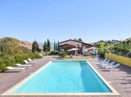 Hotel Photo: Cozy Home In Caccamo With Kitchenette