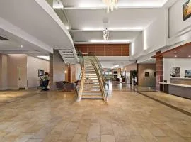 Best Western Plus Orangeville Inn & Suites