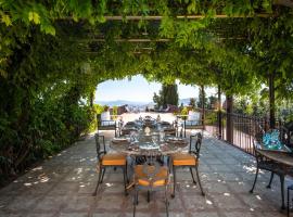 A picture of the hotel: Baglio Il Corvo con Piscina