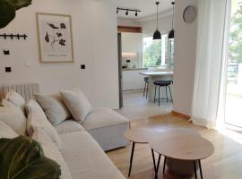 Hotel Photo: MINT - Modern apartment in the heart of Chalandri