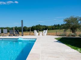 صور الفندق: "Les Lièvres" House Air-conditioned Relaxation Oasis with Pool & Jacuzzi