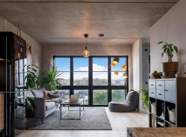 Hotel Photo: Industrial Luxury City Loft