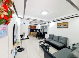 Furnished House in Calapan City Subdivision near ROBINSONS Mall L33, hotel in Calapan