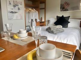 Launceston Lovely Vegan Homestay, hotel en Launceston